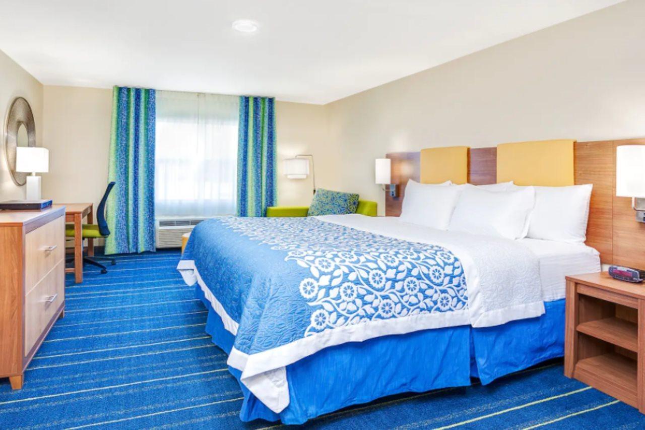 Arya Inn & Suites Farmers Branch Exterior photo