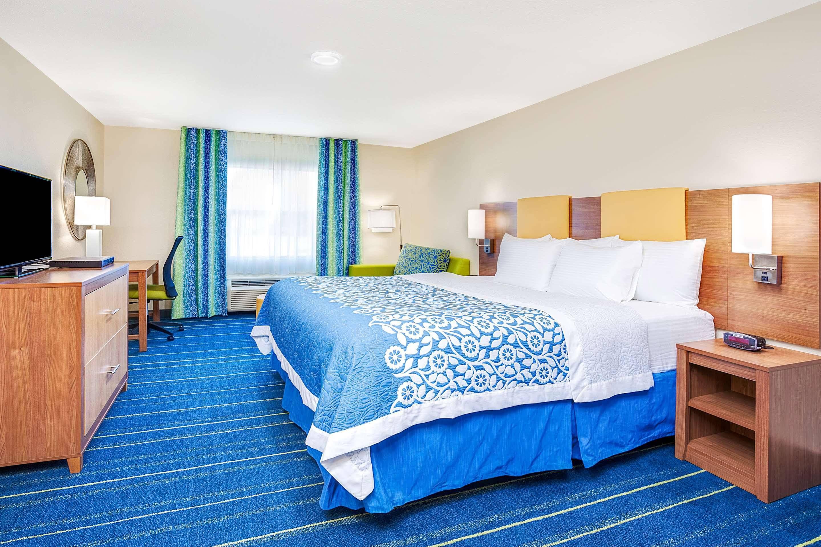 Arya Inn & Suites Farmers Branch Exterior photo