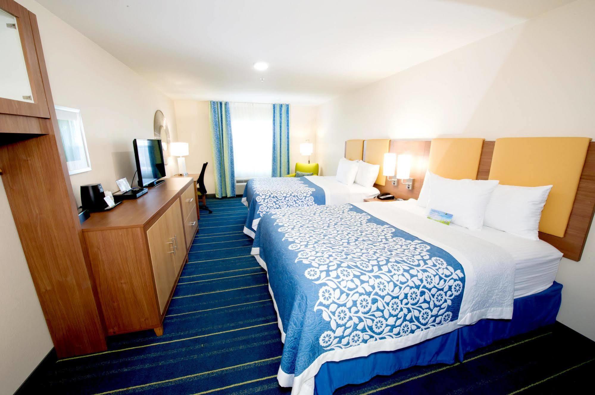 Arya Inn & Suites Farmers Branch Exterior photo